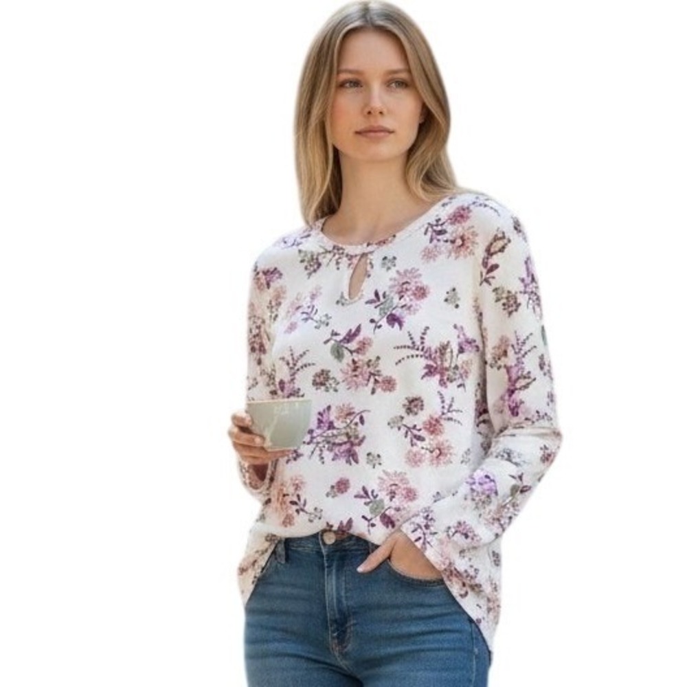 DAYTRIP‎ Cutout Neckline Floral Long Sleeve Top Medium Rayon NWOT